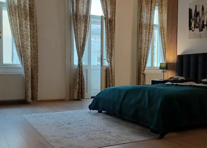 Entrez 3 - Historical Centre * Košice