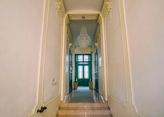 Entrez 3 - Historical Centre Appartement